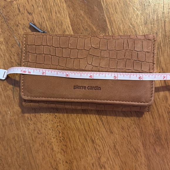Genuine Leather Piere Cardin Bifold wallet - Picture 7 of 7